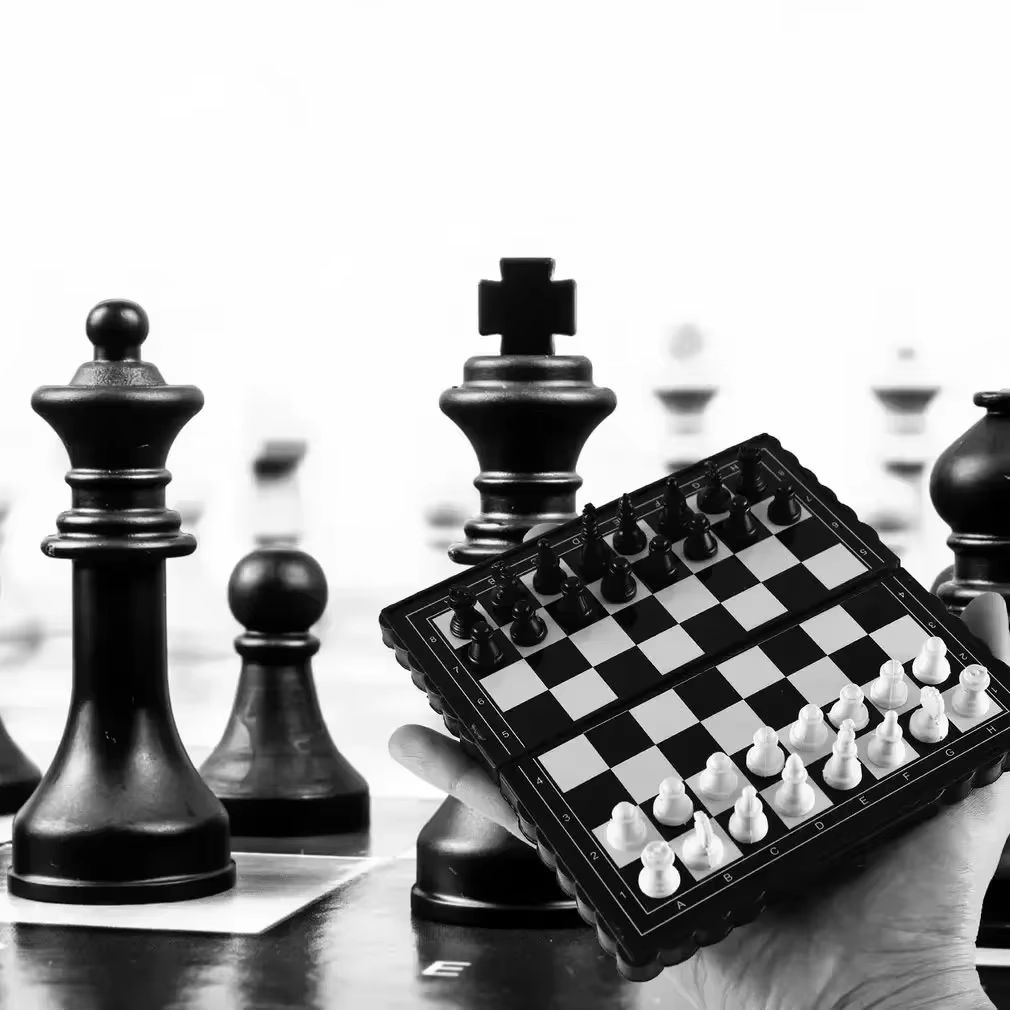 1Pc Mini Magnetic  Chess Set   - Kids Outdoor Games recension och pris