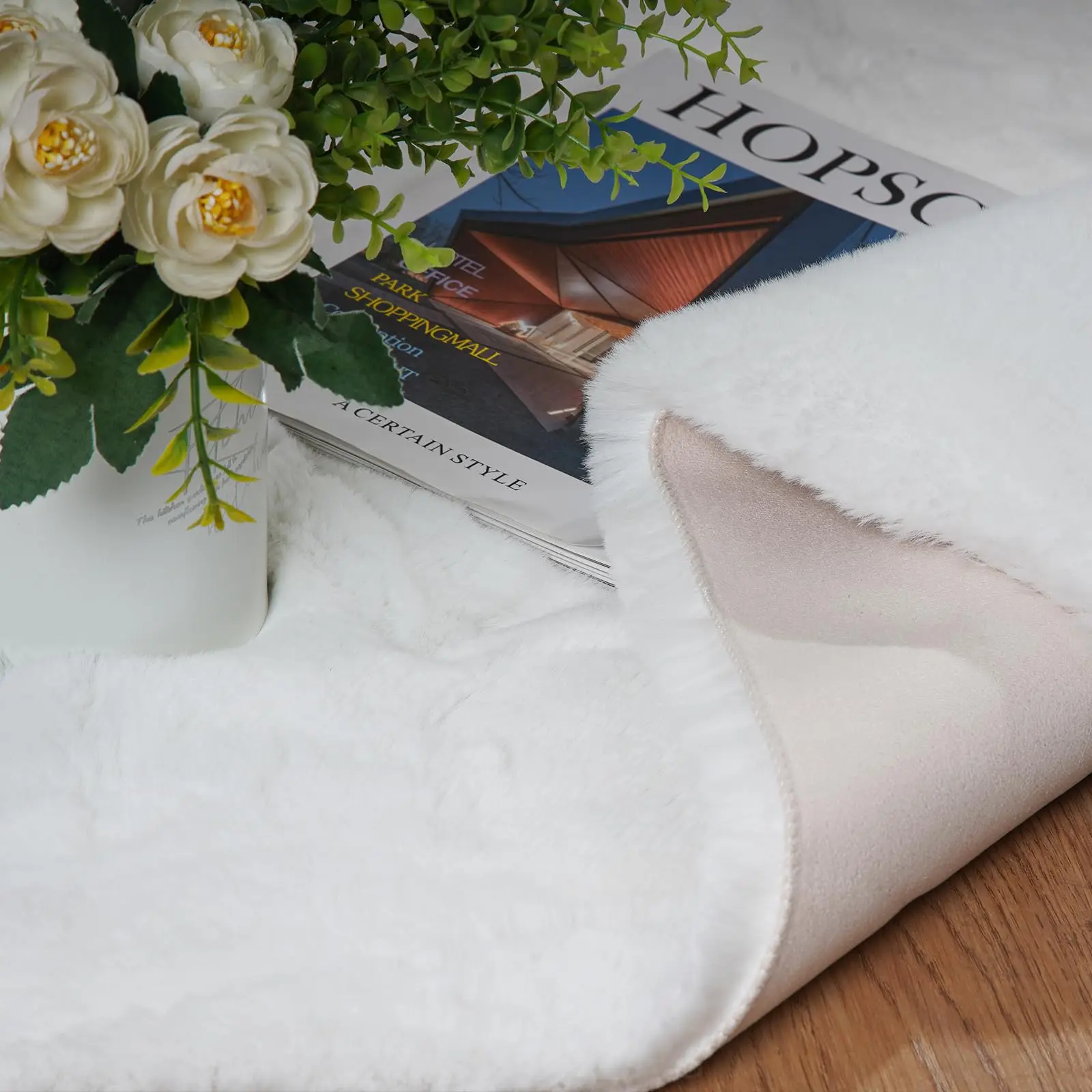Oval Faux Rabbit Fur Rug Ultra - Kids Outdoor Floor Cushions recension och pris